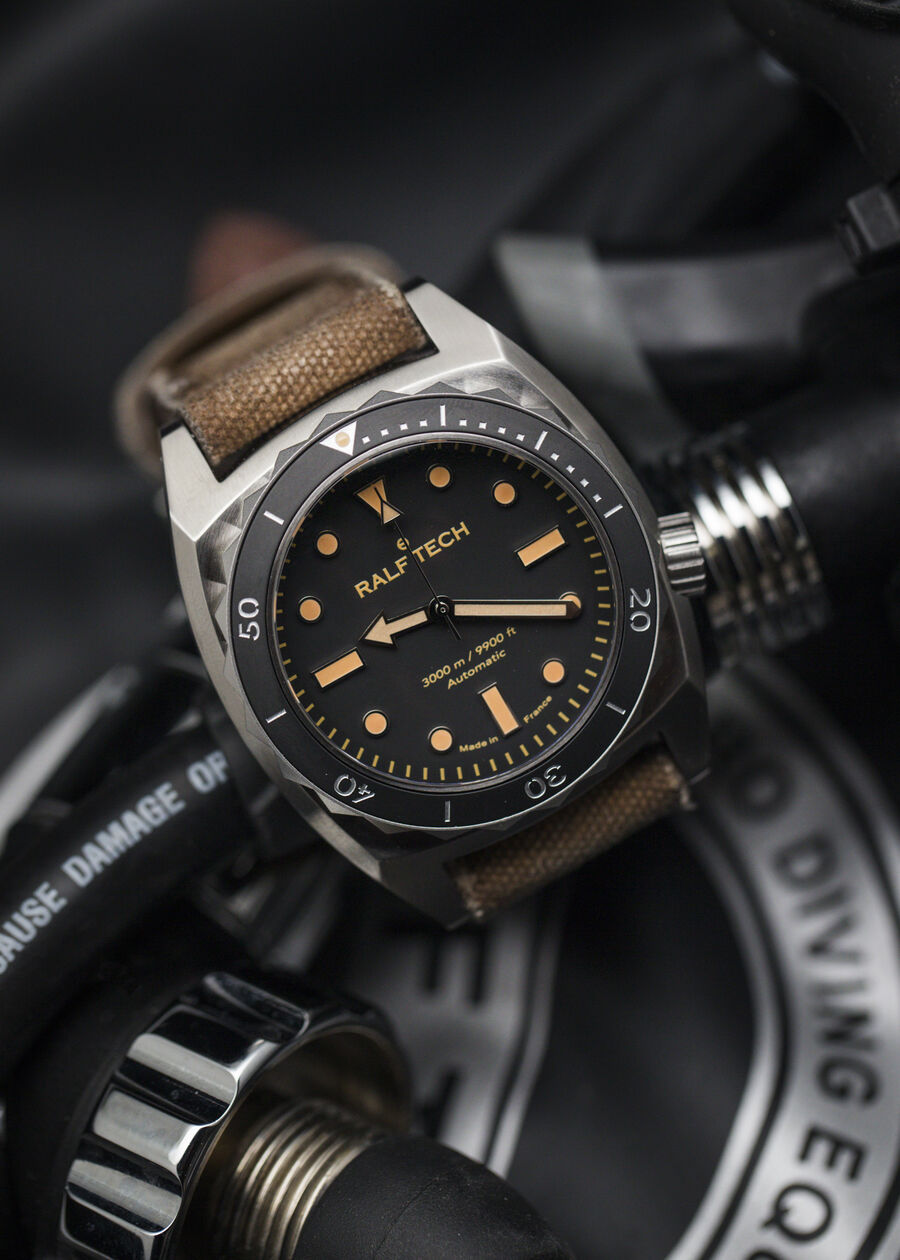 Ralf Tech - The Beast Manufacture <<First Edition>> Dive Watch
