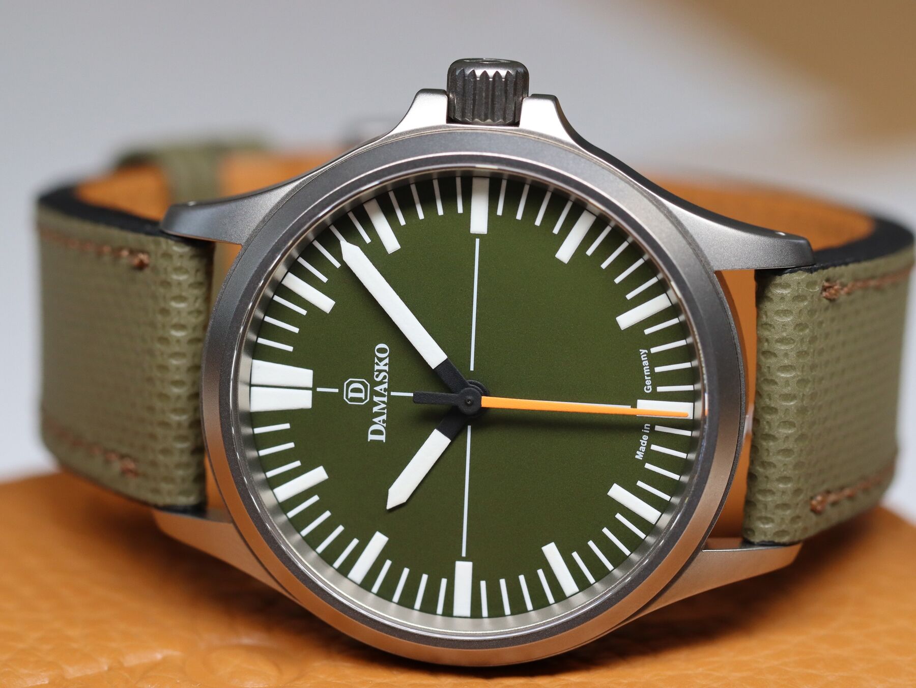 Damasko DK30-2 Olive Watch | Australia Authorized Retailer - Monsoonal